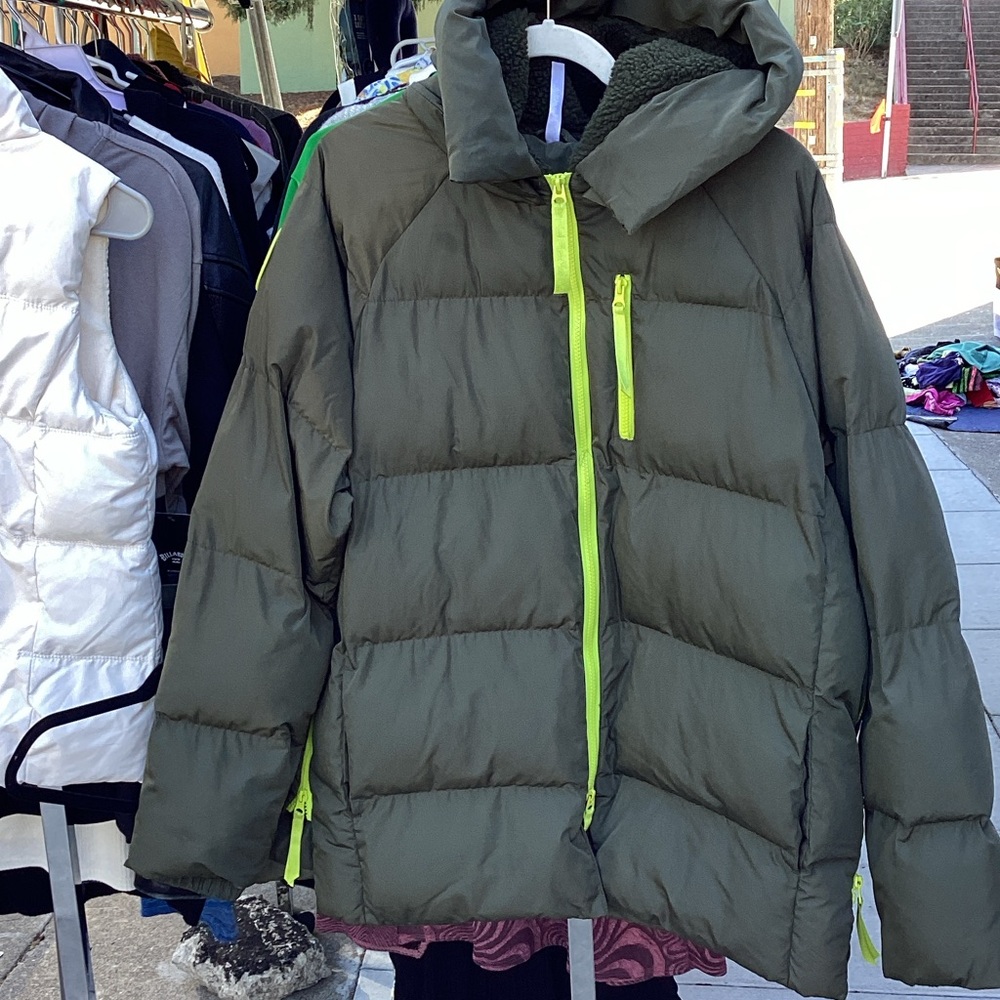 Fabletics Olive Green Puffer Jacket with Neon Accents